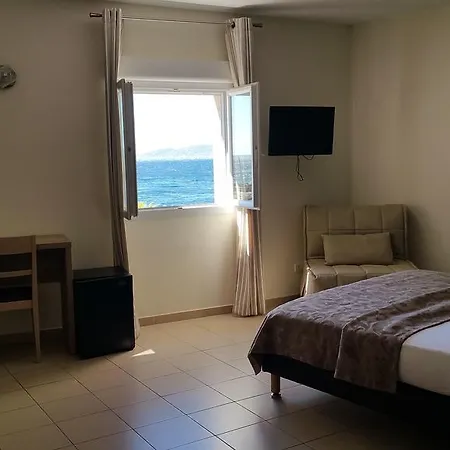 Le Toukan Hotel *